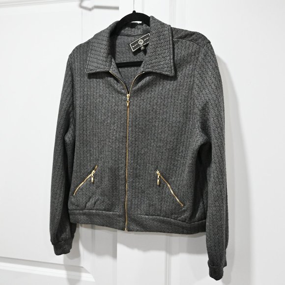 St. John Sport Size Medium Full Zipper Knit Jacket | Size Medium - Picture 2 of 7